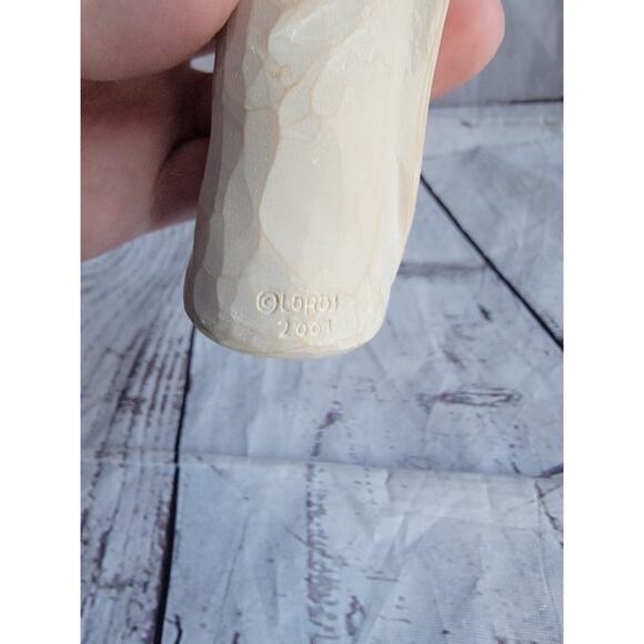 Willow Tree Angel of Spring Figurine Pink White Flowers Demdaco Susan Lordi 2001 - Picture 7 of 8